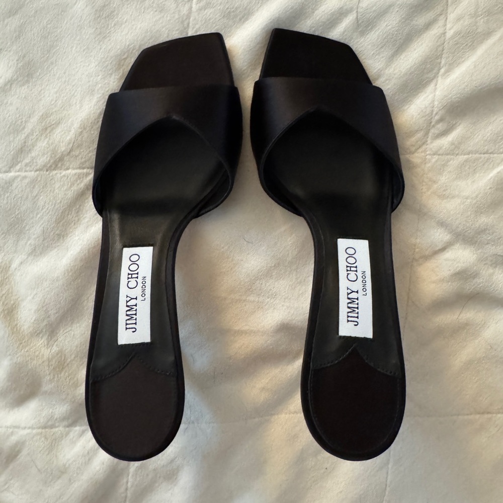 Jimmy Choo Skye 70
